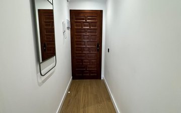 Property slide 32