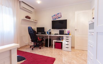 Property slide 23