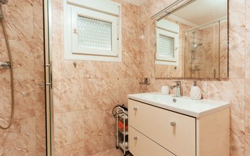 Property slide 50