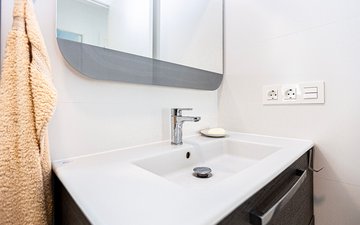 Property slide 20