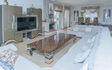 Property slide 8