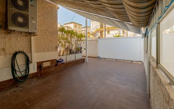 Property slide 44