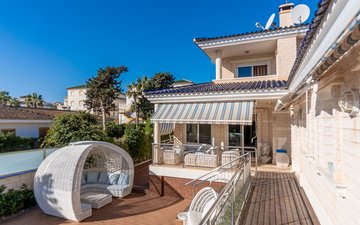 Property slide 49