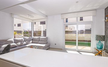 Property slide 10