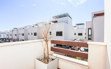 Property slide 27