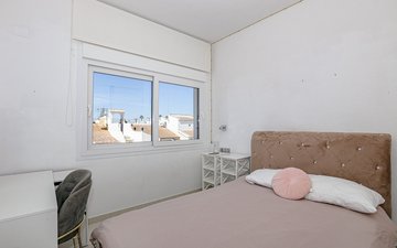 Property slide 31