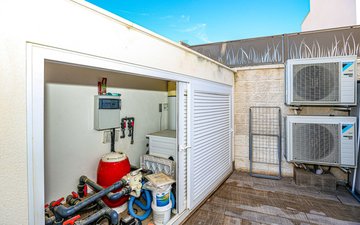Property slide 42