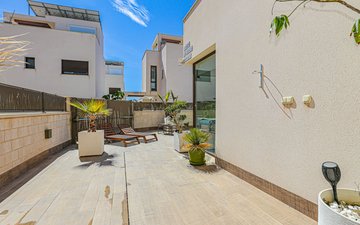 Property slide 45