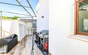 Property slide 48