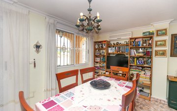 Property slide 20