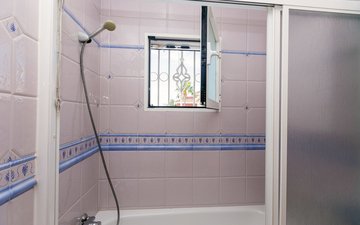 Property slide 40