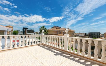 Property slide 46