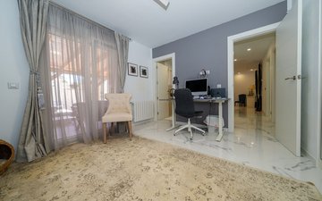 Property slide 28