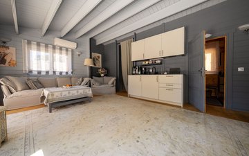 Property slide 39