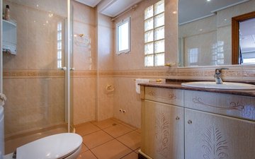 Property slide 16