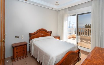 Property slide 18
