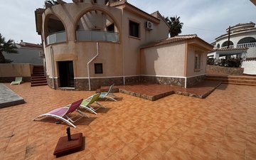 Property slide 17