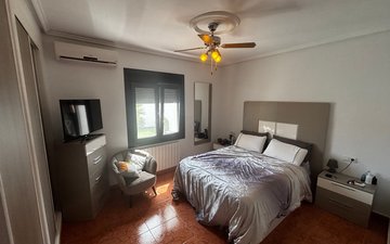 Property slide 25