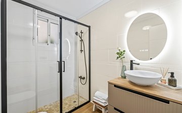 Property slide 20