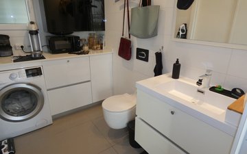Property slide 33