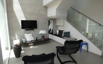 Property slide 24