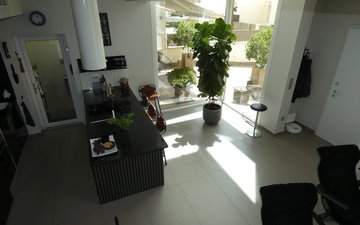 Property slide 42