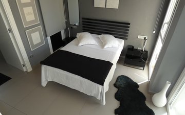 Property slide 48