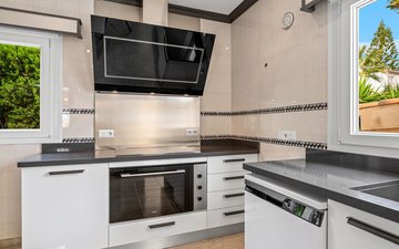 Property slide 16