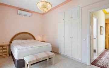 Property slide 29