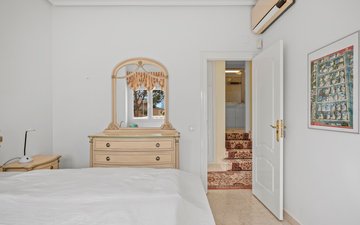 Property slide 25