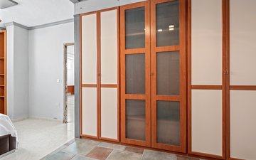 Property slide 40