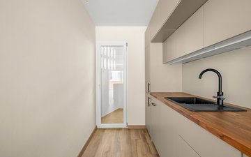 Property slide 7