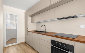 Property slide 6