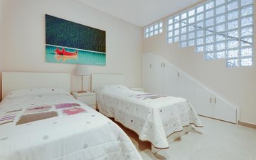 Property slide 19