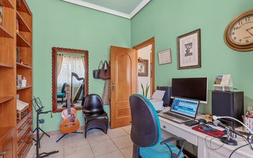 Property slide 24
