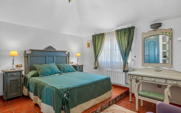 Property slide 41