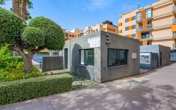 Property slide 40