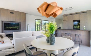 Property slide 10