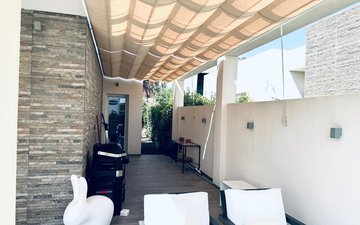 Property slide 20