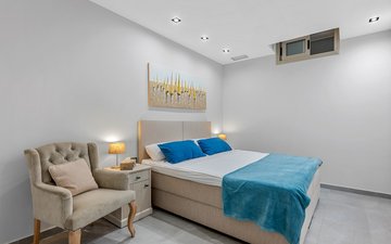Property slide 30