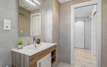 Property slide 21
