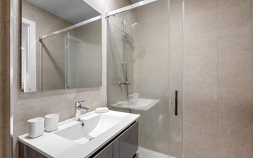 Property slide 21