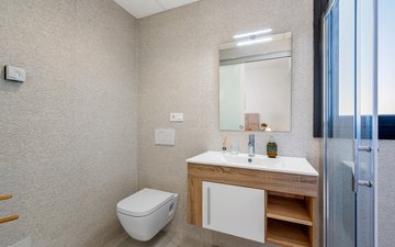 Property slide 18