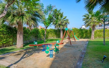 Property slide 24