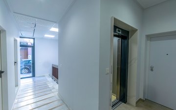 Property slide 32