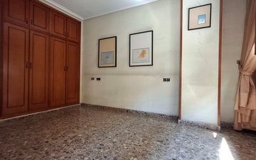 Property slide 21