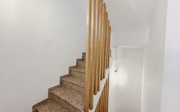 Property slide 10