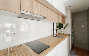 Property slide 8