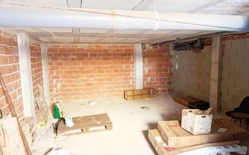 Property slide 23