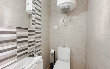 Property slide 20